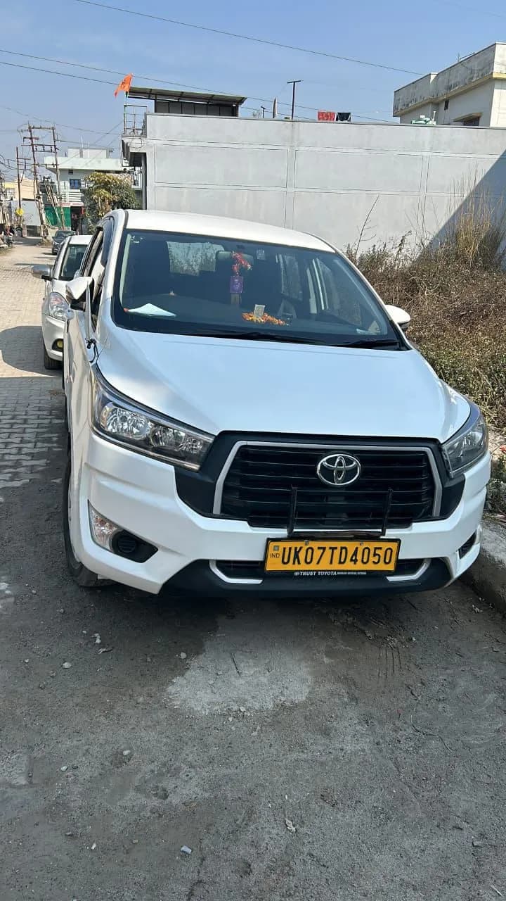 Clean Interior Innova Crysta Uttarakhand