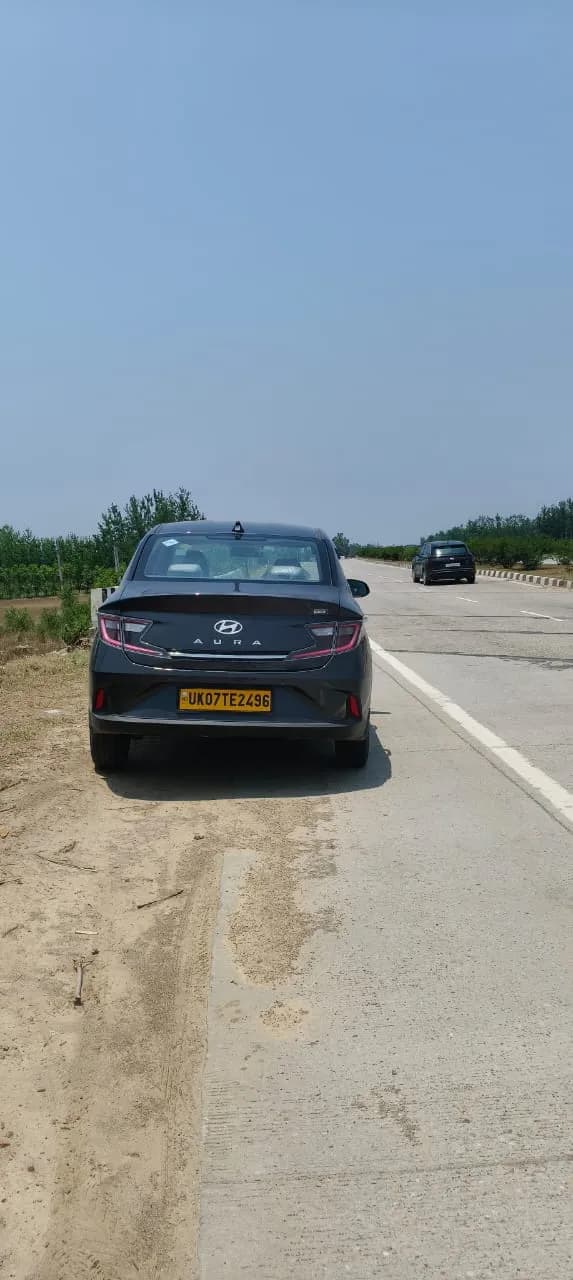 Sedan Booking Dehradun