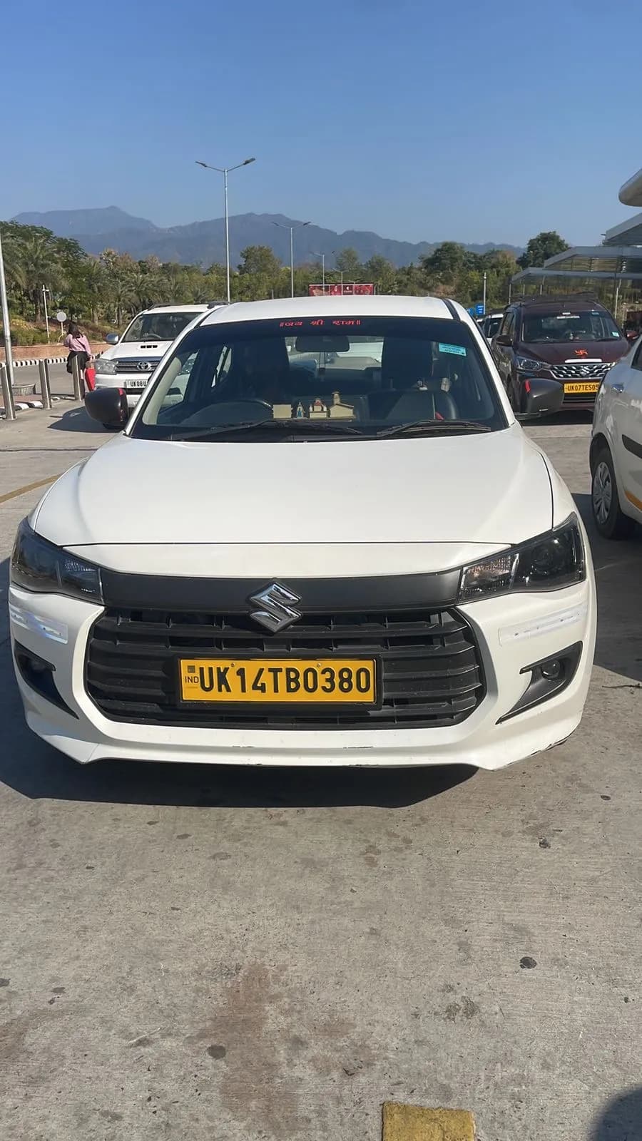 Reliable 24/7 Sedan Service