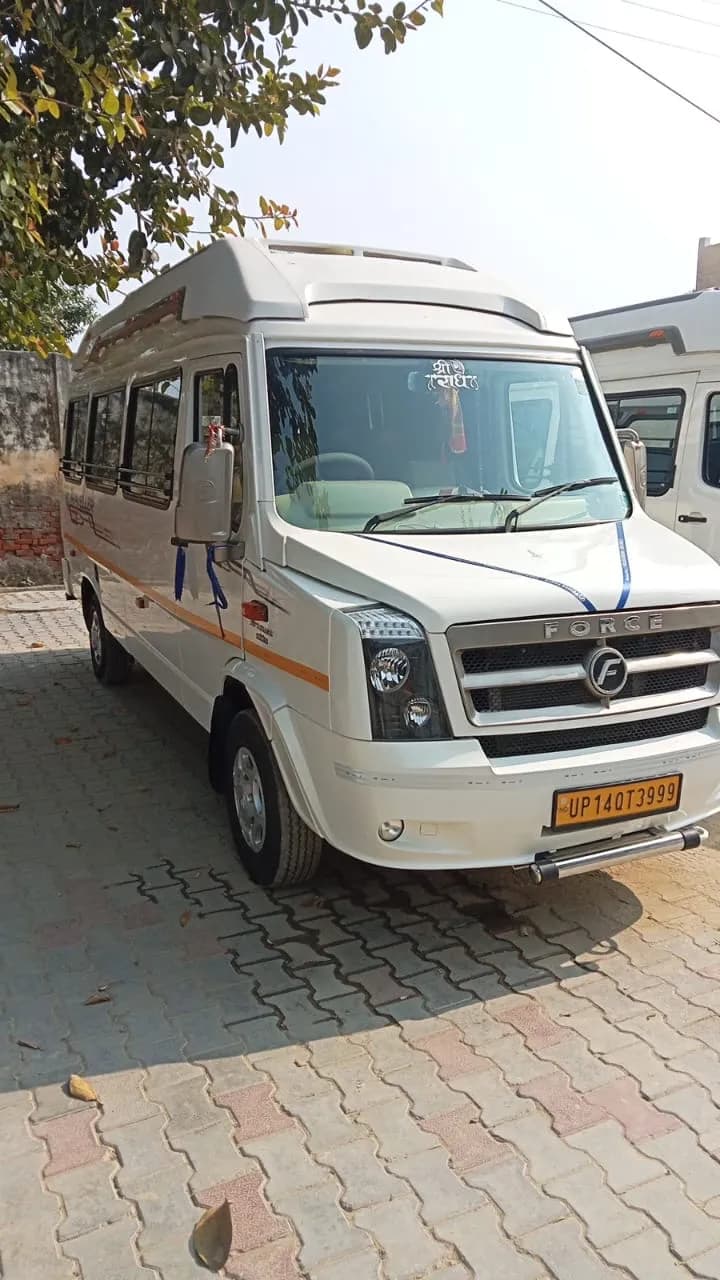 Tempo Traveller for Char Dham Yatra