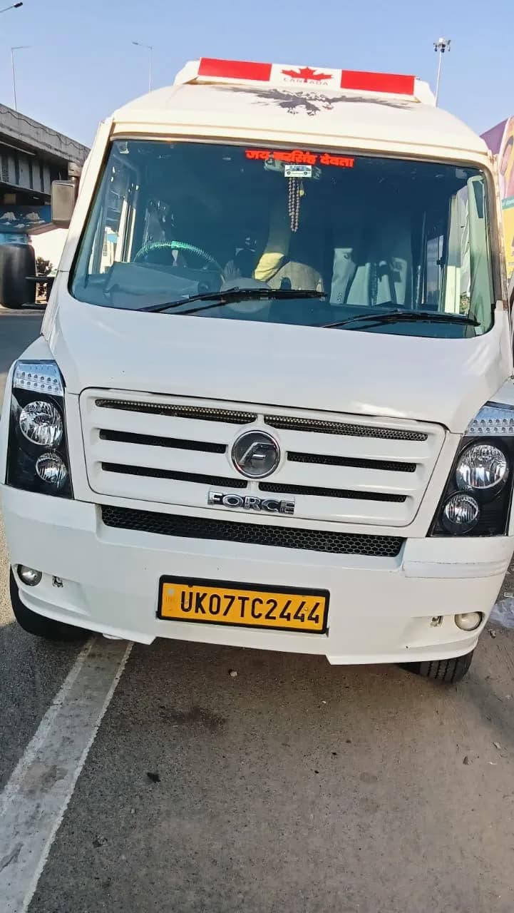 Best Tempo Traveller Rates Uttarakhand
