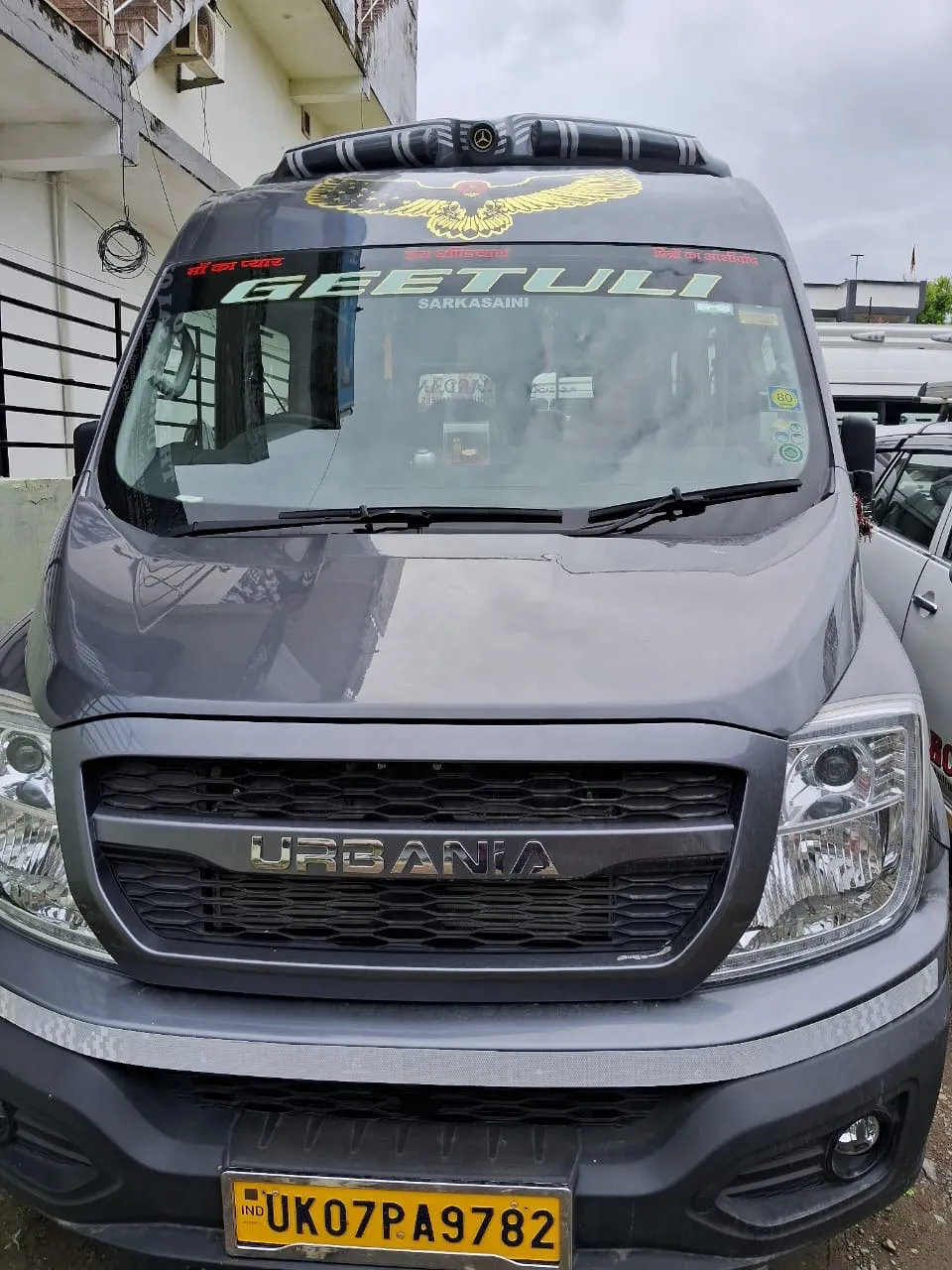 Tempo Traveller Booking Dehradun